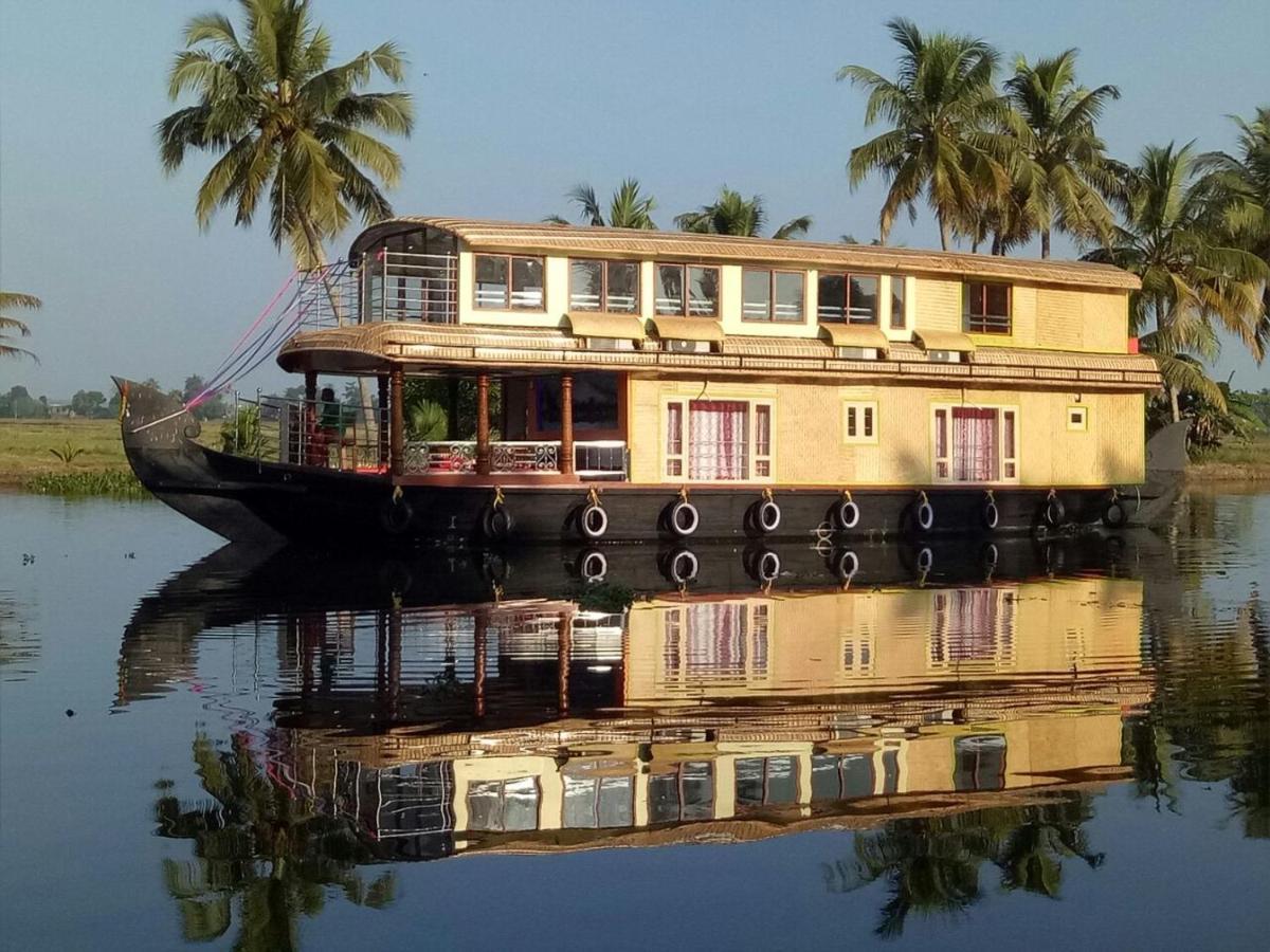 Marari Houseboat Hotell Mararikulam Eksteriør bilde