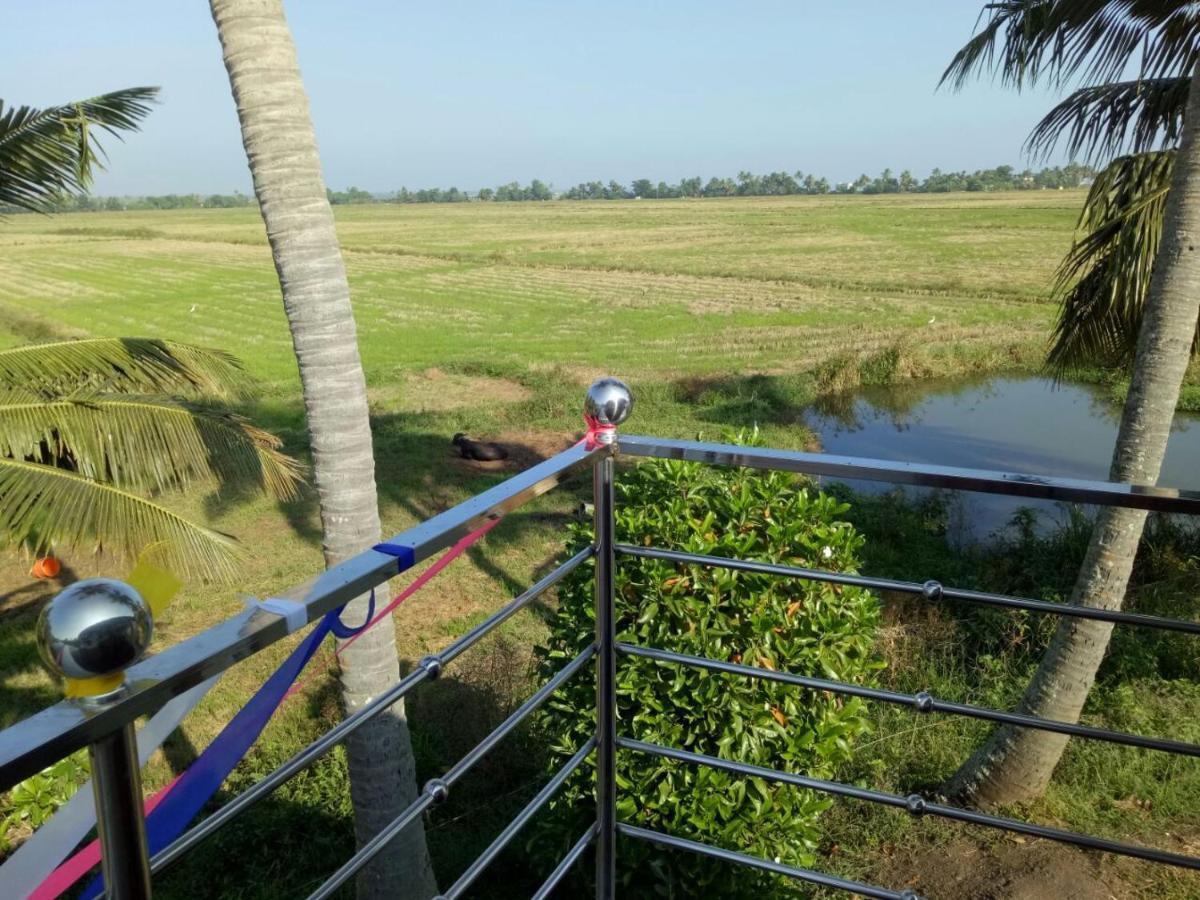 Marari Houseboat Hotell Mararikulam Eksteriør bilde